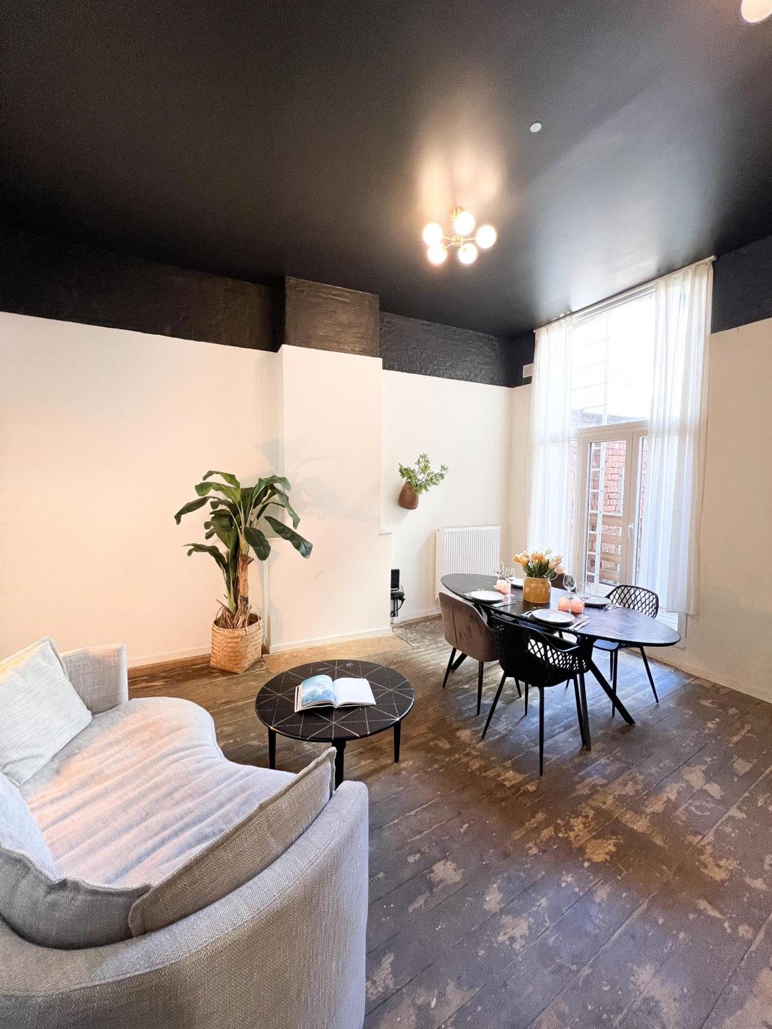 San Home'S Antwerpen Buitenkant foto